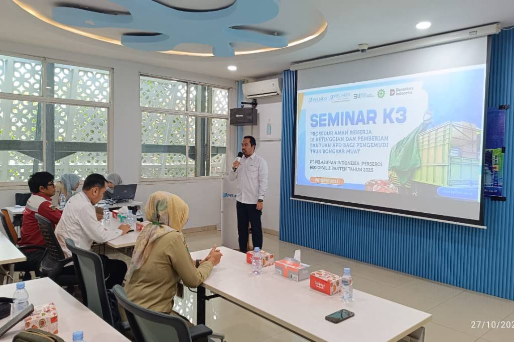 PTP Nonpetikemas Cabang Banten Tegaskan Komitmen K3 Lewat Kegiatan Safety Awareness di Pelabuhan Banten-4