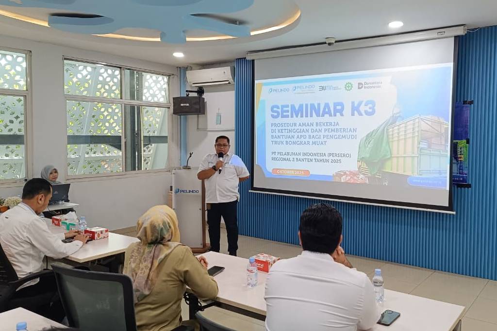 PTP Nonpetikemas Cabang Banten Tegaskan Komitmen K3 Lewat Kegiatan Safety Awareness di Pelabuhan Banten-5